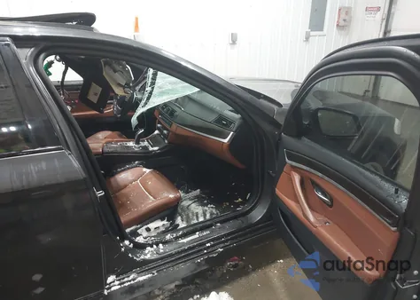 2012 BMW 535I xDrive z USA, uszkodzony, nr VIN WBAFU7C55CDU63972